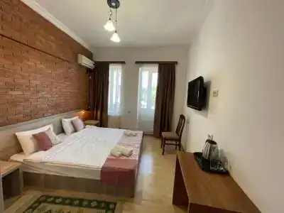 Tbil Inn - 2