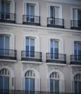Regina - 18