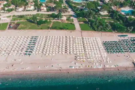 Beso Beach - 2