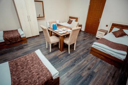 Grand Qafqaz Hostel - 10