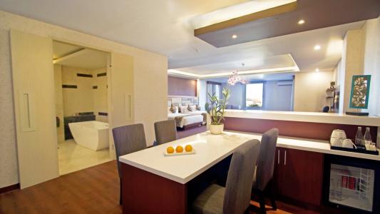 Quest San Denpasar By Aston - 50