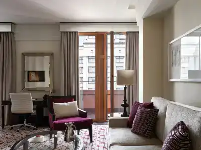 Four Seasons Hotel Moscow - 75