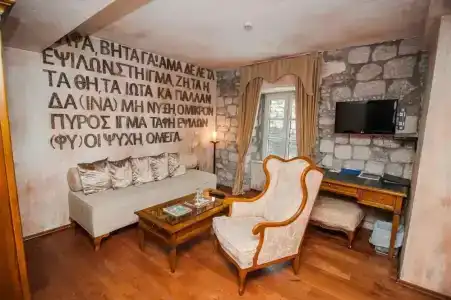 Boutique Astoria - 10