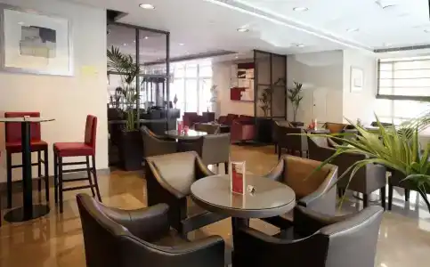 Ramada Downtown Abu Dhabi - 7