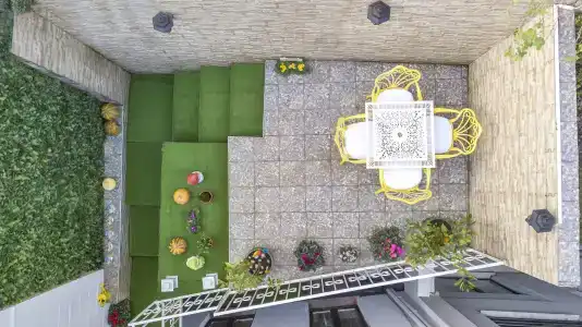 Royan Suites - 19