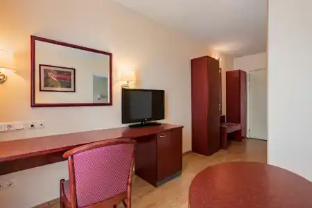 Murmansk Hotel - 125