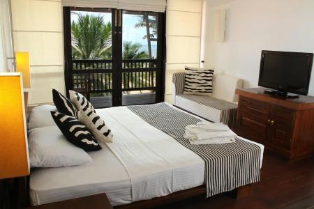 Goldi Sands - 22