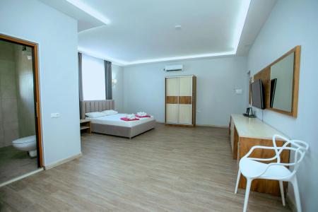 RedHouse - 119
