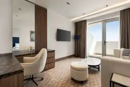 Wyndham - 17