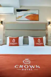 Crown - 24