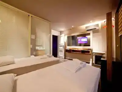 Upperhouse - 26