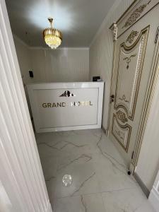 Grand - 17