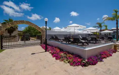 Paradice Luxury Suites - 31