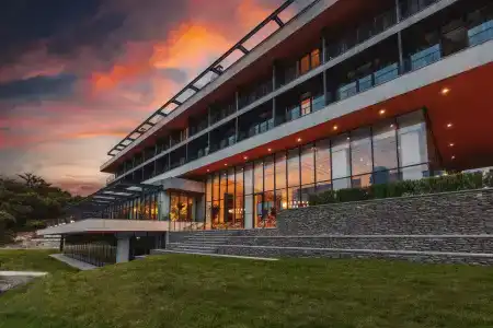 Курортный отель Kvareli Lake Resort - 6