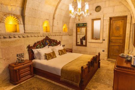Solo Cave Suites - 44
