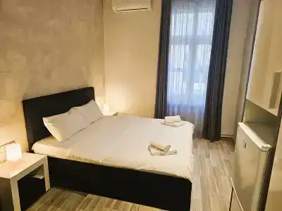 Central Park Residence - 9