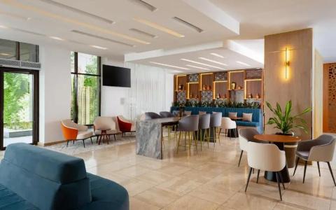 DoubleTree by Hilton - 24