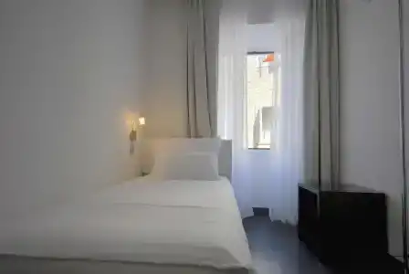Astoria - 17
