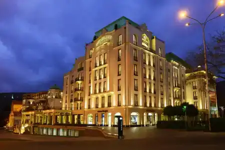 Ambassadori Hotel Tbilisi - 1