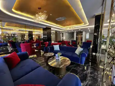 King Plaza - 23