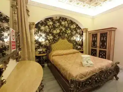 Impero Vaticano Suites Guest House - 35