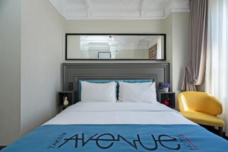 Taksim Avenue - 33