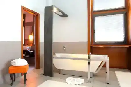 Orange - 25