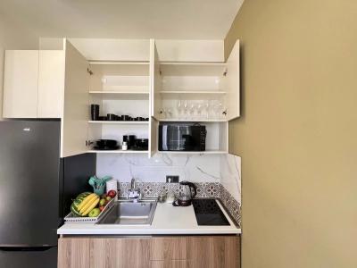 Motives Inn - 205