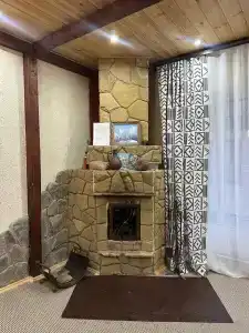 Трехэтажный коттедж с камином - 2