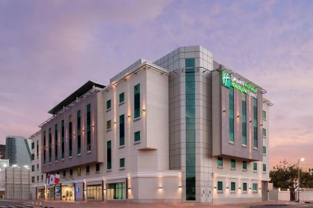 Holiday Inn Express Dubai Safa Park, an IHG - 1