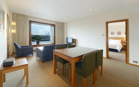 Canary Riverside Plaza - 72