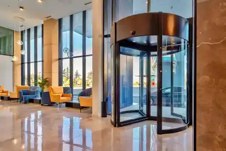 The Grandeur - 10