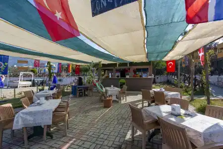 Aslan Corner - 14