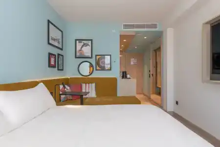 Hampton by Hilton Center - 29