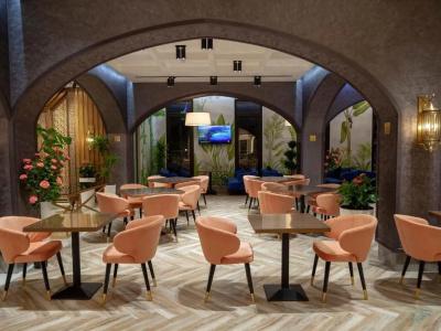 Paradise Plaza Luxury - 26