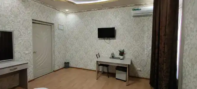 Diyora - 46
