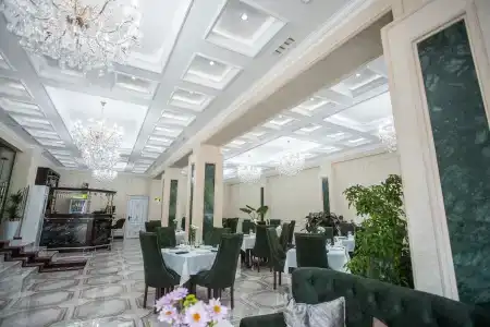 Arhan Palace - 6