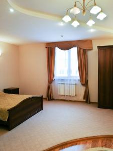 В центре + - 27