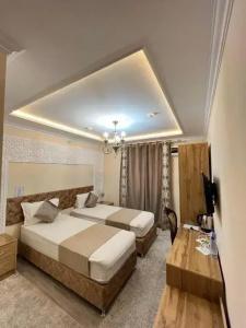 Khans Palace - 4