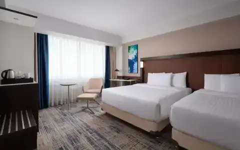 Courtyard by Marriott - 7