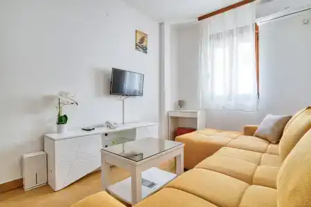 Garni Milica - 30