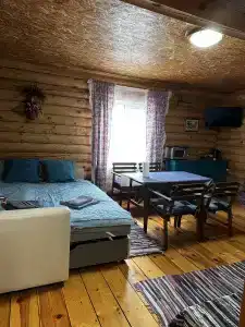 Гостевой дом на берегу пруда - 85
