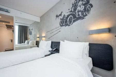 Golden Tulip Design Tbilisi - 25