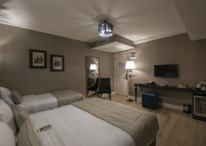 Le Petit Palace - Special Category - 24