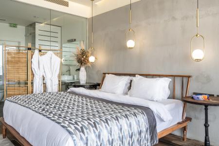 Ansen and Suites - 213