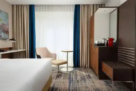 Courtyard by Marriott - 14