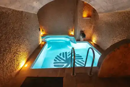 Millstone Cave Suites - 8