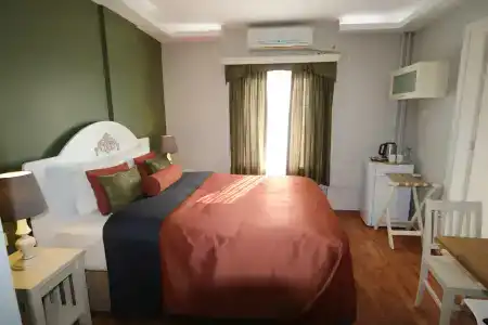 Away Suites - 11