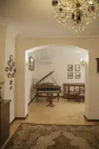 Hin Yerevantsi - 1