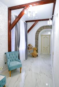 Silver House - 4
